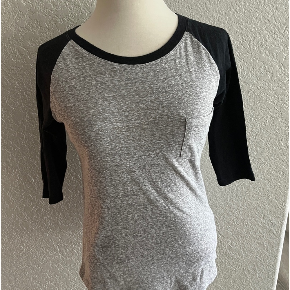 Forever 21 baseball tee
